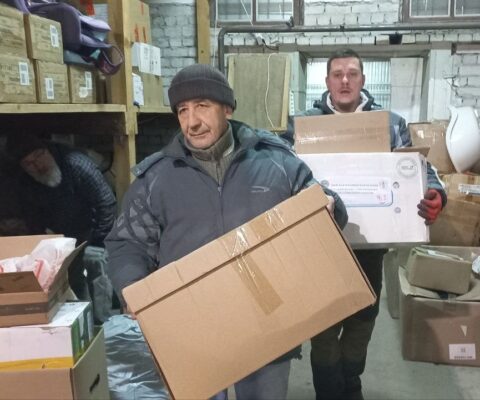 Более тонны гуманитарной помощи передали от Тверской епархии в госпитали и воинам на передовую