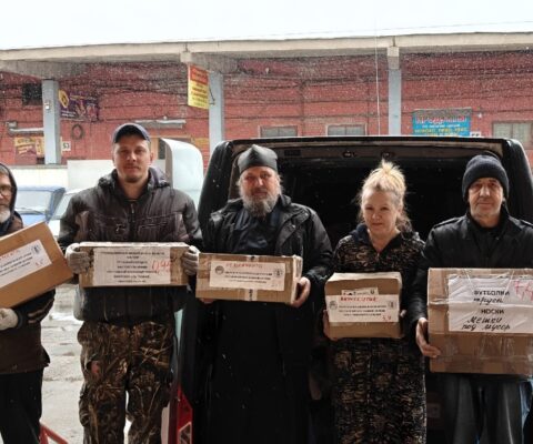 Более полтонны гуманитарной помощи отправлены в зону СВО