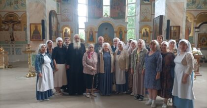 На ежемесячном собрании сестры милосердия приняли Устав общества милосердия