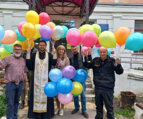 Маленьких пациентов Центра детской неврологии г.Твери поздравили с Международным днем защиты детей
