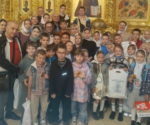 Более 400 детей получили наборы школьных принадлежностей в рамках акции «Соберем ребенка в школу»