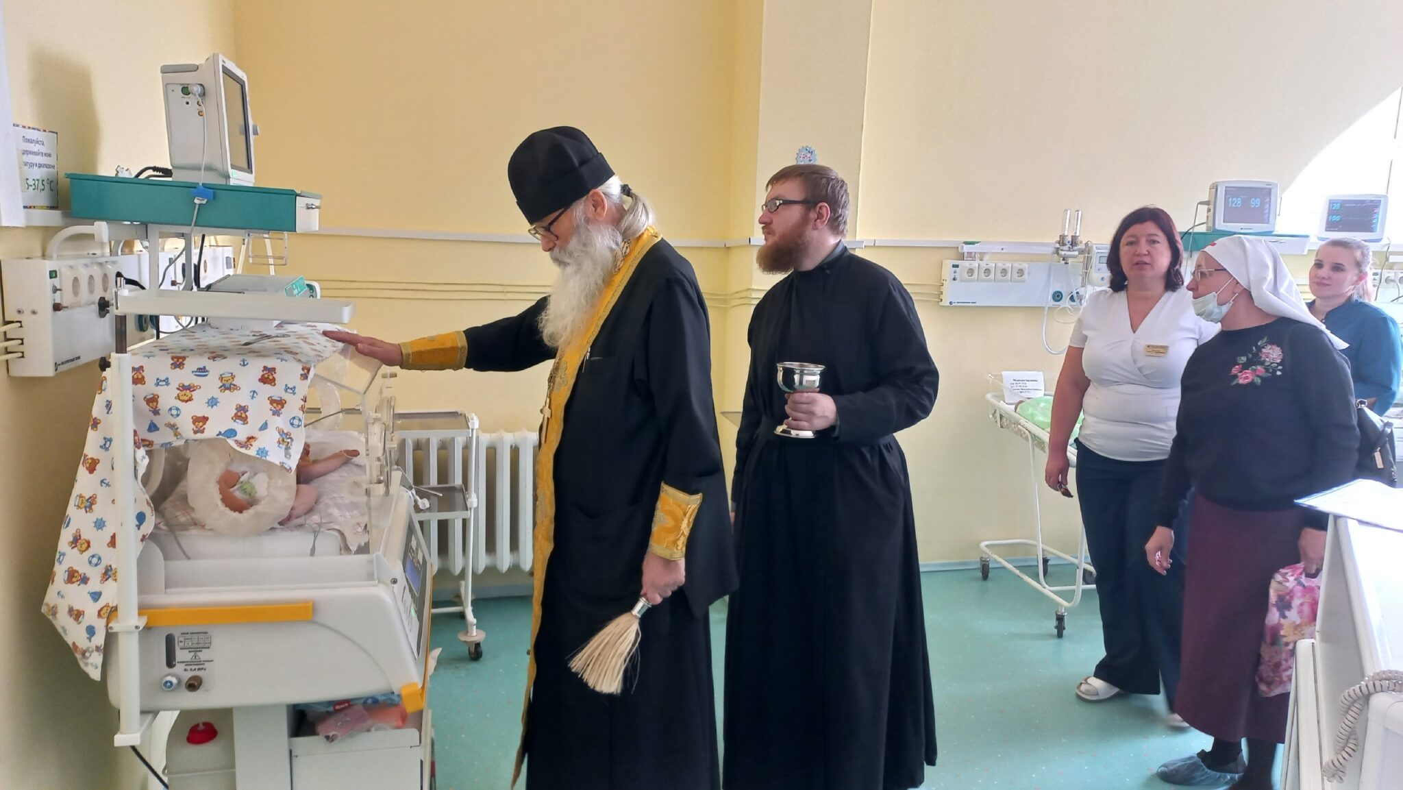 В день празднования иконы Божией Матери «Целительница» в тверских храмах и детских больницах были совершены молебны об исцелении тяжелобольных детей